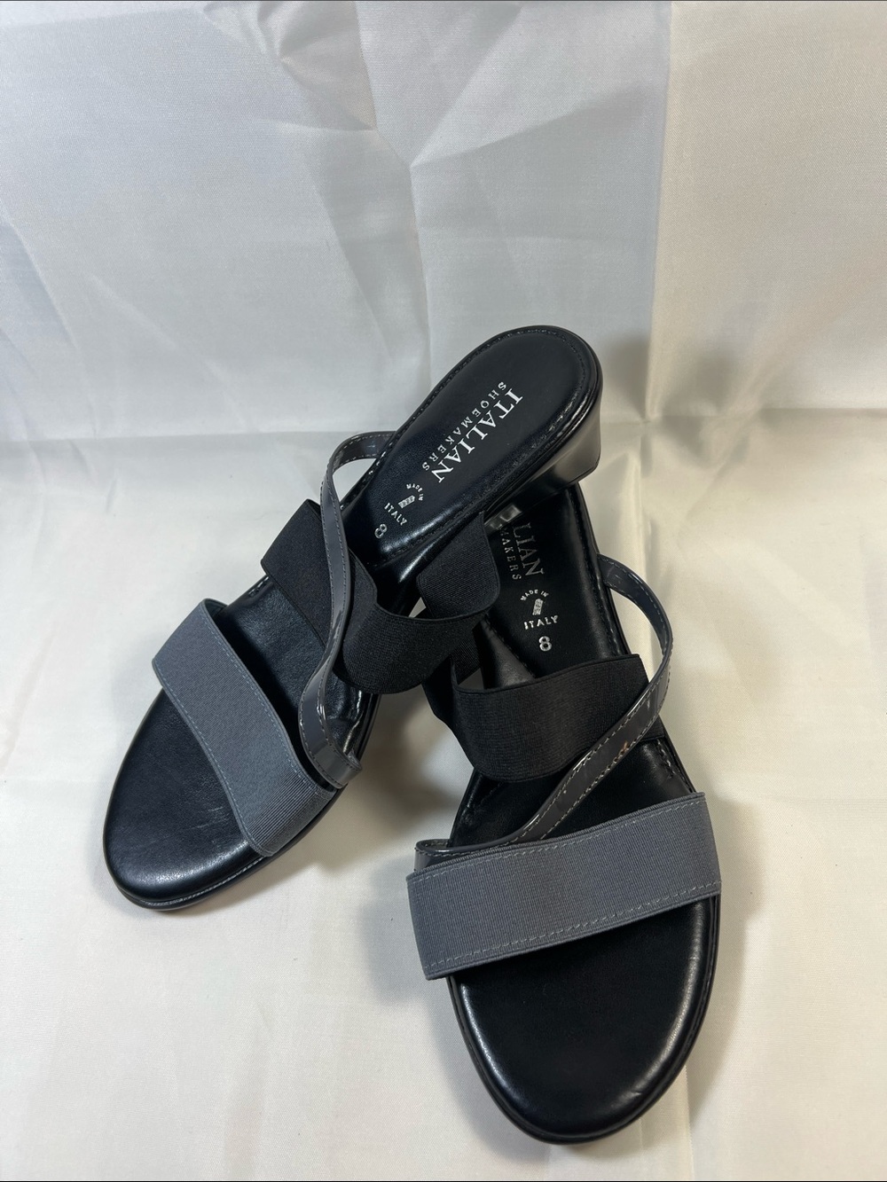 Italian Shoemakers Gray and Black Strappy Slide Sandals
